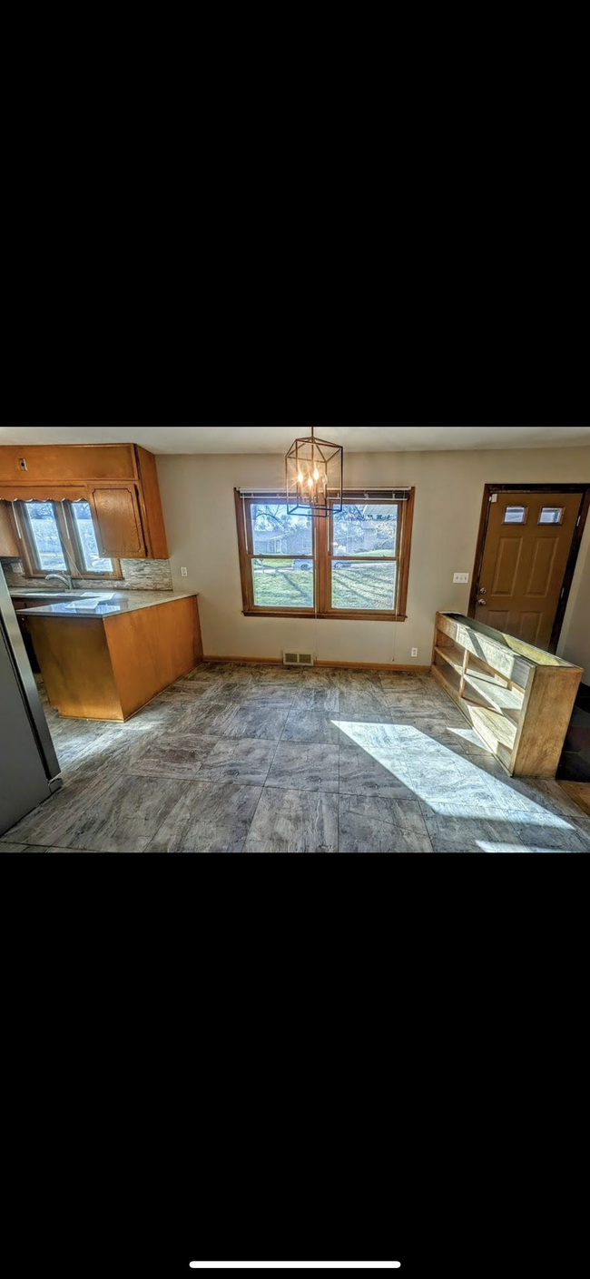 Foto del edificio - 10506 Hilltop Rd