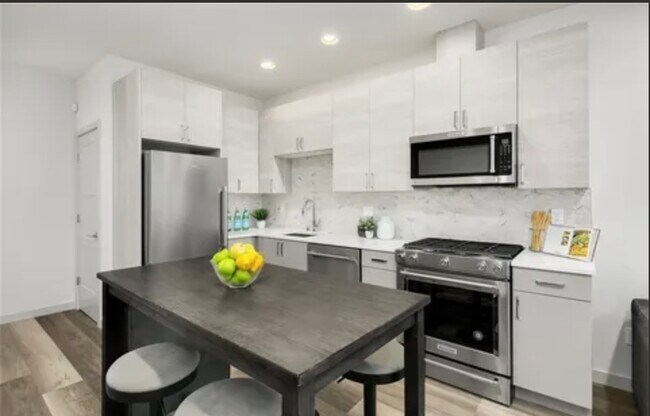 Foto del edificio - 1012 NE 92nd St