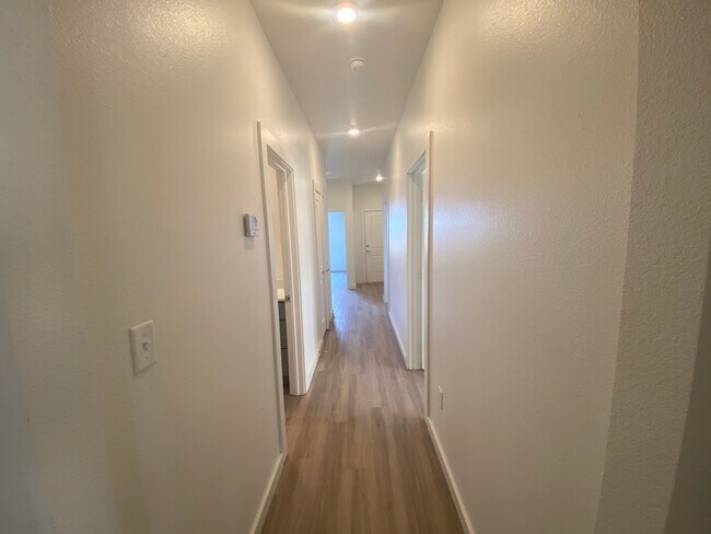 Foto del edificio - 5532 Itasca St