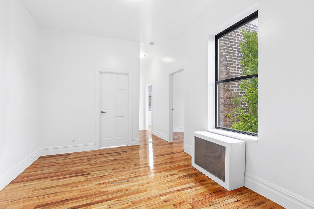 Foto del edificio - 243 Henry St