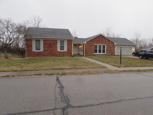 Primary Photo - 124 Holly Woods Dr