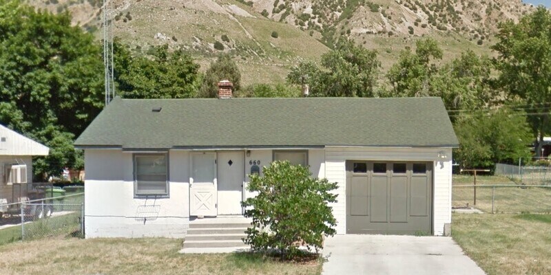 Primary Photo - 660 N. 400 E. / Ele