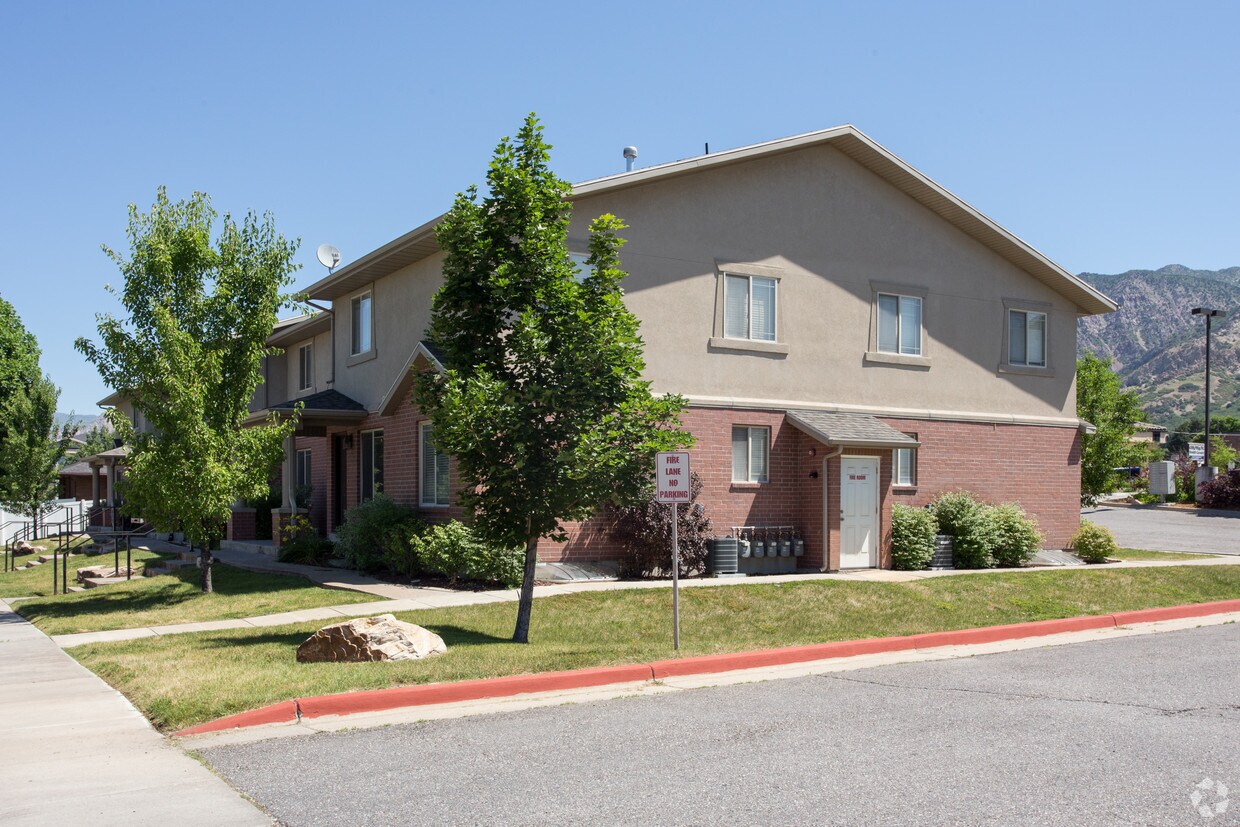 Building Photo - 3550 Brinker Ave