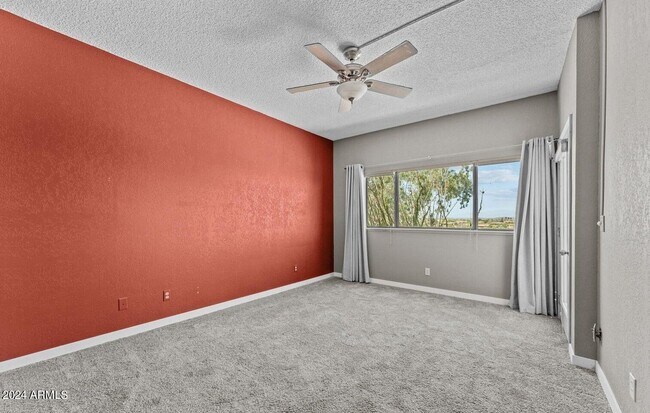 Foto del edificio - 100 Vulture Mine Rd