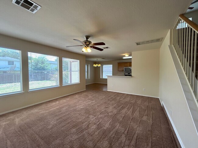Building Photo - NEW PRICE!! Only 18-21 month lease only!!!...