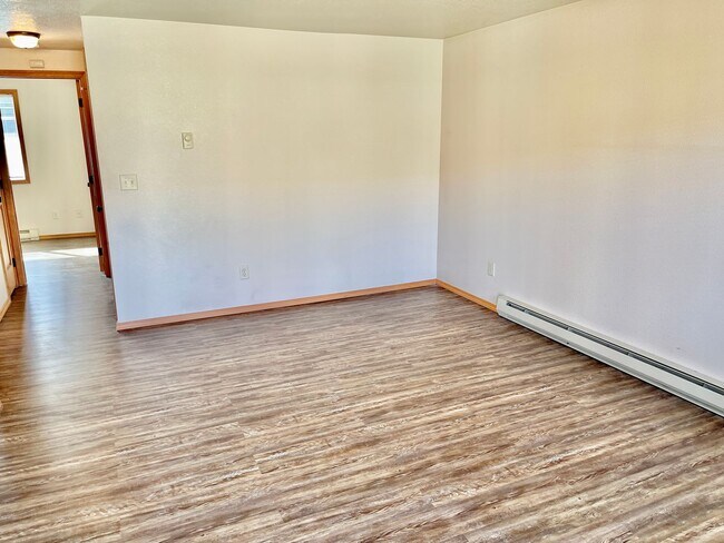 Building Photo - 5414 N Martin St