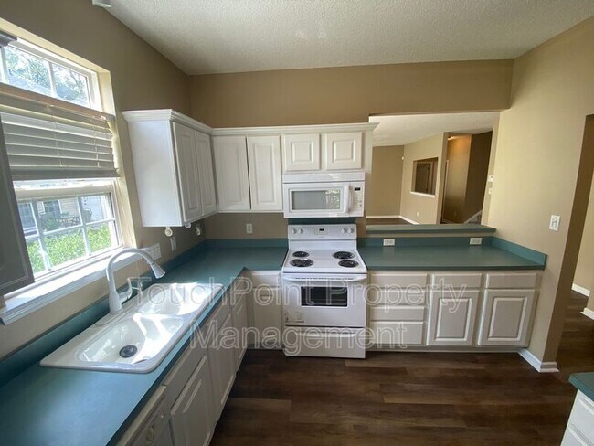 Foto del edificio - 5422 Waverly Lynn Ln