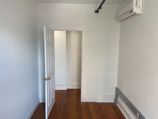 Building Photo - 2148 F St
