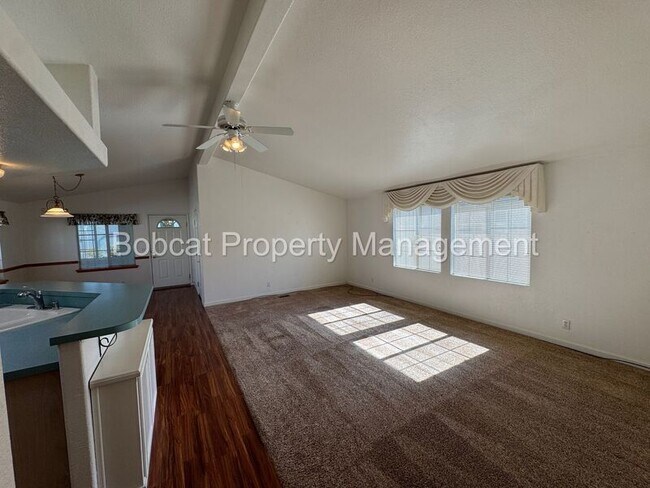 Building Photo - 1129 Gambrel Dr