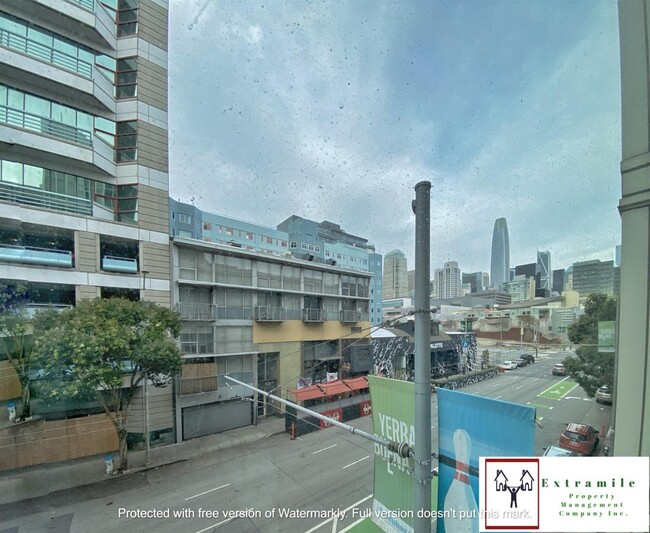 Building Photo - 829 Folsom St