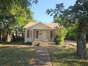 Building Photo - 5108 Locke Ave