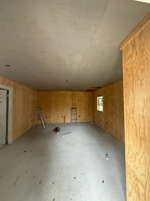 Building Photo - 12325 N Englewood Dr