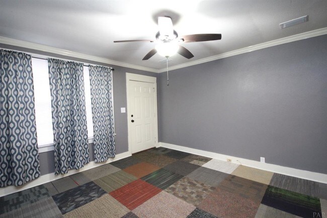 Foto del edificio - 3010 W Lee St