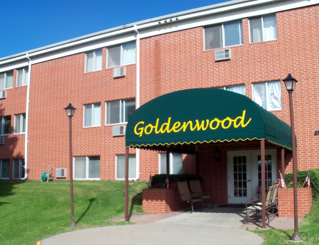 Exterior - Goldenwood