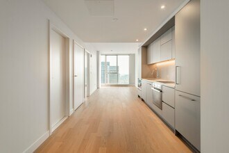 Building Photo - 1205 Pl. du Frere Andre