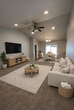 Building Photo - 312 S 5th St