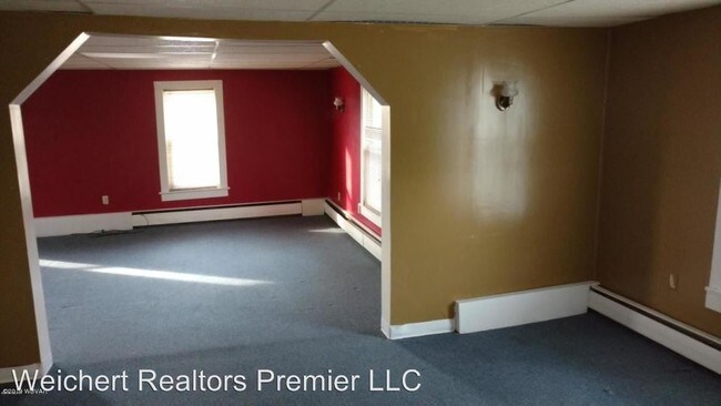 Building Photo - 6391 PA-654