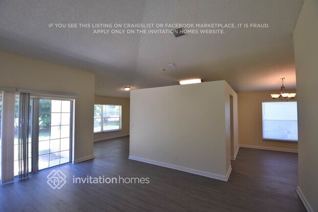 Building Photo - 9419 SW 18th St
