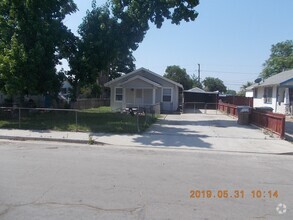 Building Photo - 211 Moneta Ave