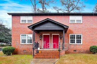 Building Photo - 828 Pilot Ave