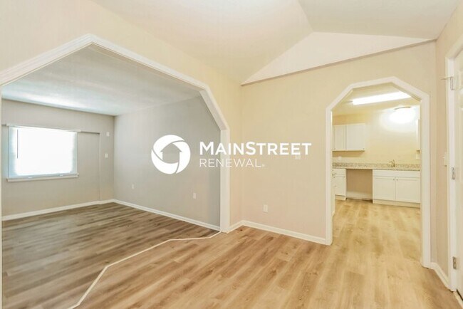 Foto del edificio - 3 Bedroom Pet-Friendly Home in Kansas City, MO with Main Street Renewal