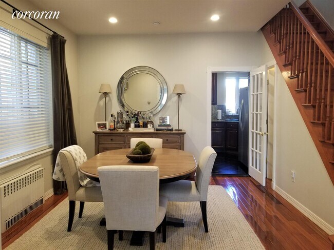 Foto del edificio - 349 80th St