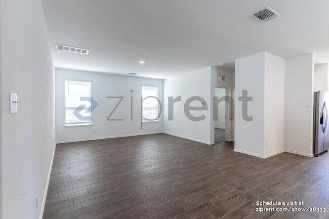 Building Photo - 308 Redonda Dr