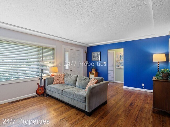 Foto del edificio - 3 br, 1 bath House - 5425 N. Syracuse St.