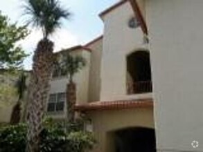Building Photo - 822 Camargo Way