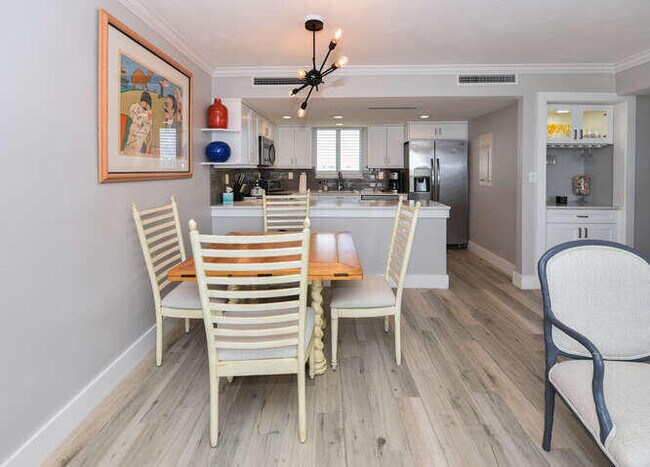 Building Photo - 2505 S Ocean Blvd