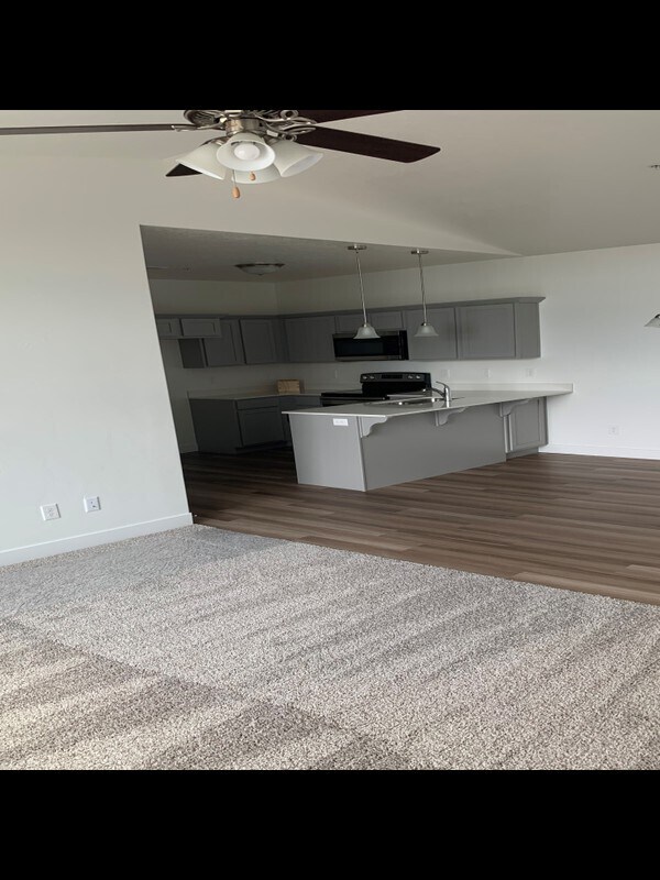 Building Photo - 505 N 360 W