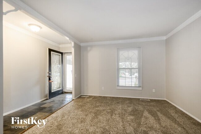 Building Photo - 4430 Tanglebrook Dr