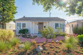 Building Photo - 1700 Wendy Way