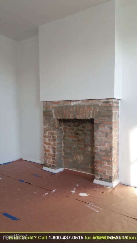 Building Photo - 903 Wyckoff Ave