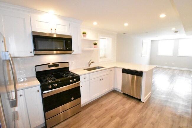 Foto del edificio - 3833 N Whipple St