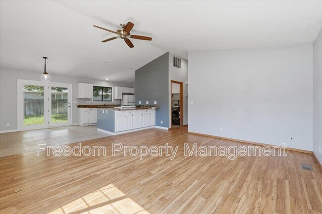 Foto del edificio - 6127 N Portsmouth Ave