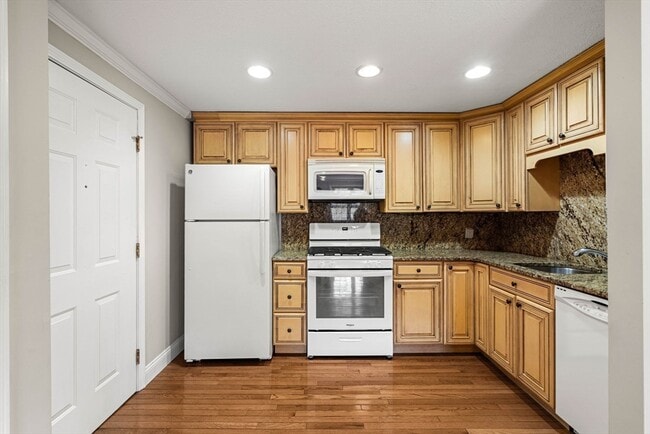 Foto del edificio - 305 Pine St