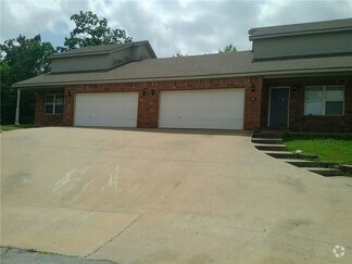 Building Photo - 261 Graystone Cir