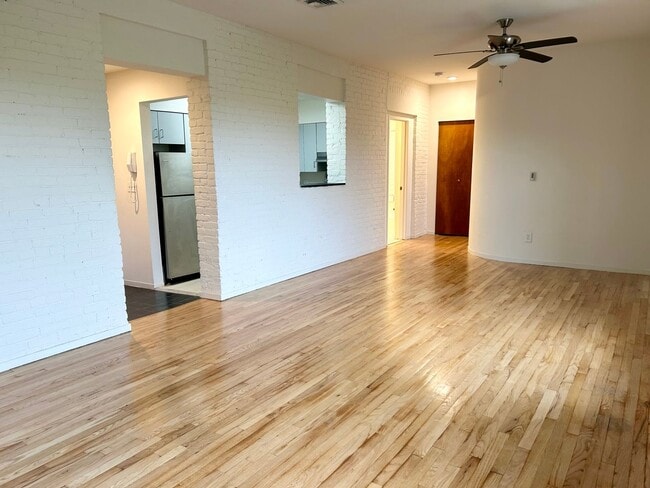Interior Photo - 110 Mill Street