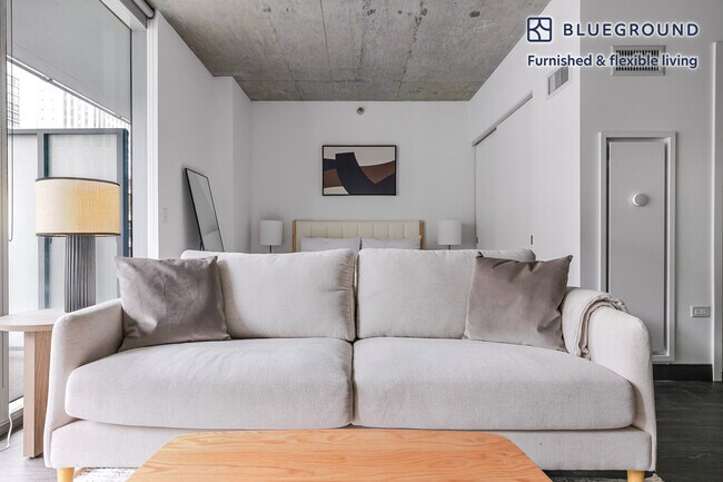 Foto del edificio - 60 E Randolph St