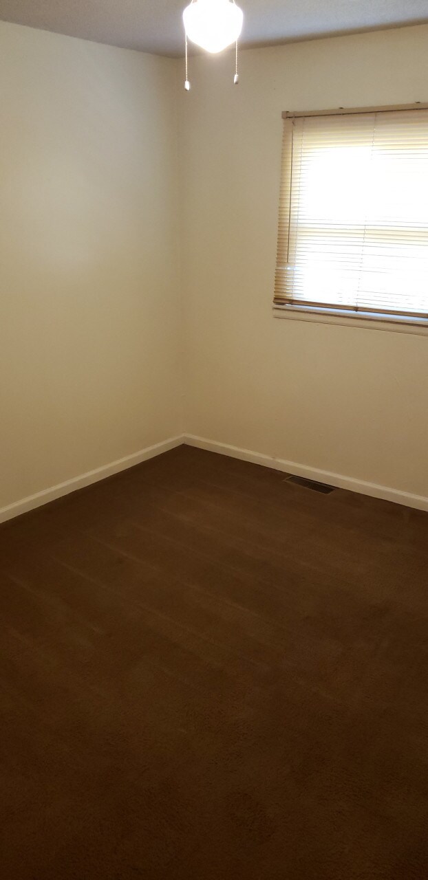Building Photo - 4600 Miller LN