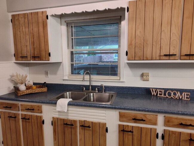 Foto del edificio - Brick Ranch located in Shelbyville