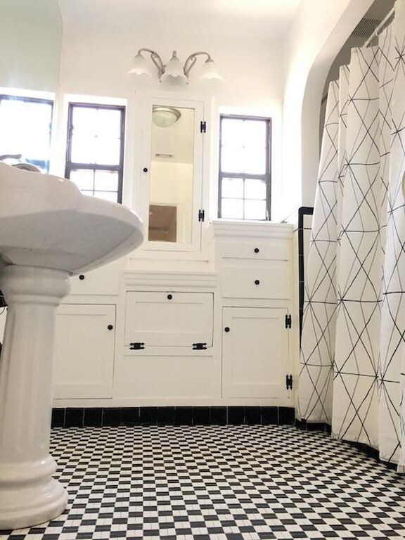 Building Photo - 730 Portola Ave