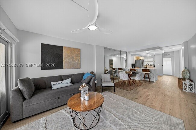 Foto del edificio - 710 N Ocean Blvd