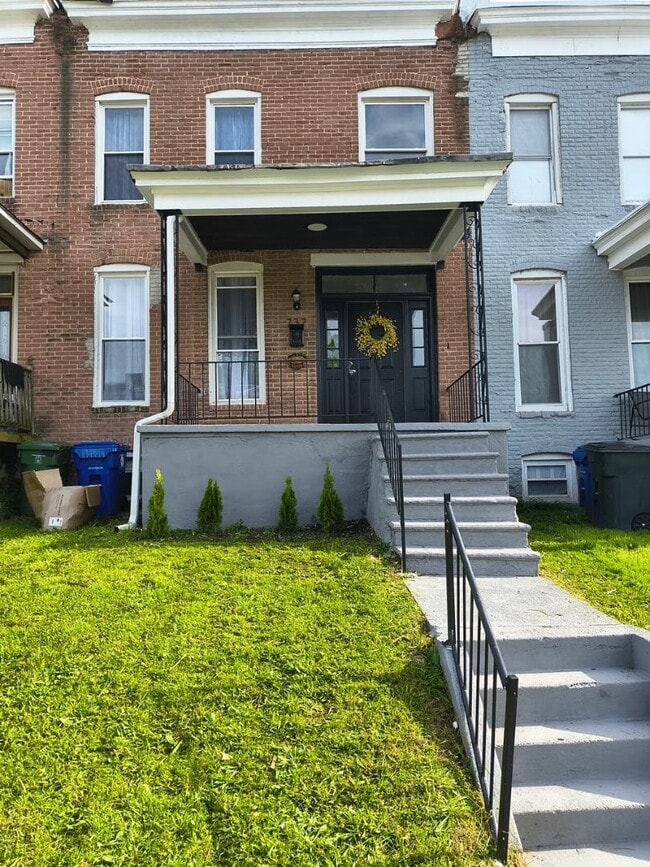 Building Photo - 737 McCabe Ave