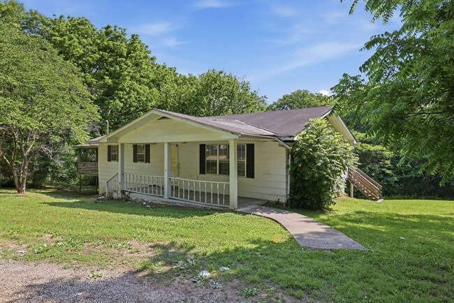 Photo - In the Heart of Hixson! 3 beds, 2 baths, Recent Updates! House