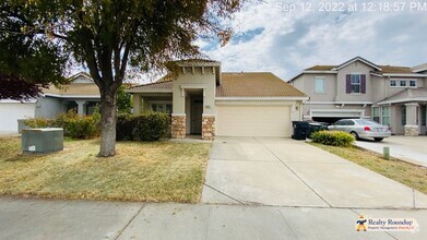 Building Photo - 8457 Tambor Way