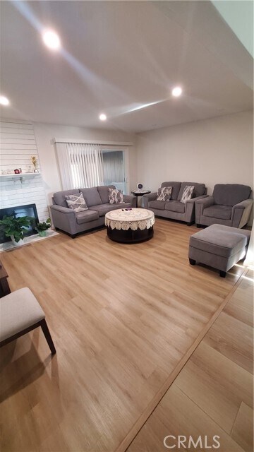 Foto del edificio - 600 N Florham Ave
