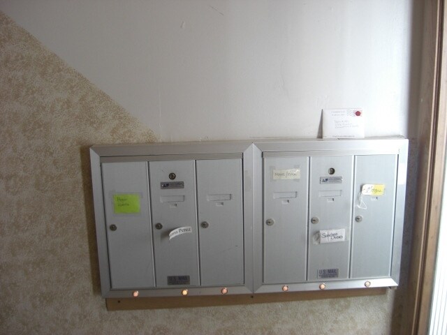 Foto del diseño de interior - 2326 N 72nd Ct