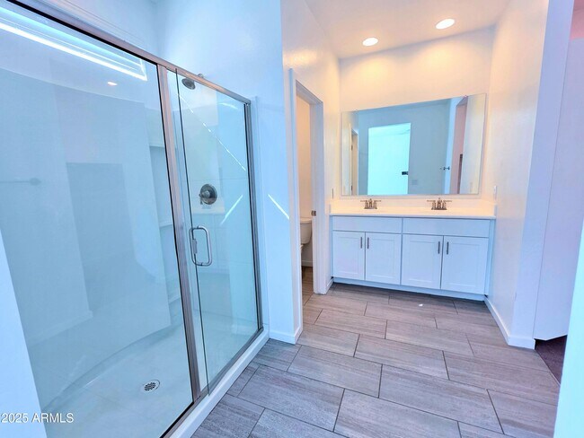 Foto del edificio - 4214 S 68th Ln